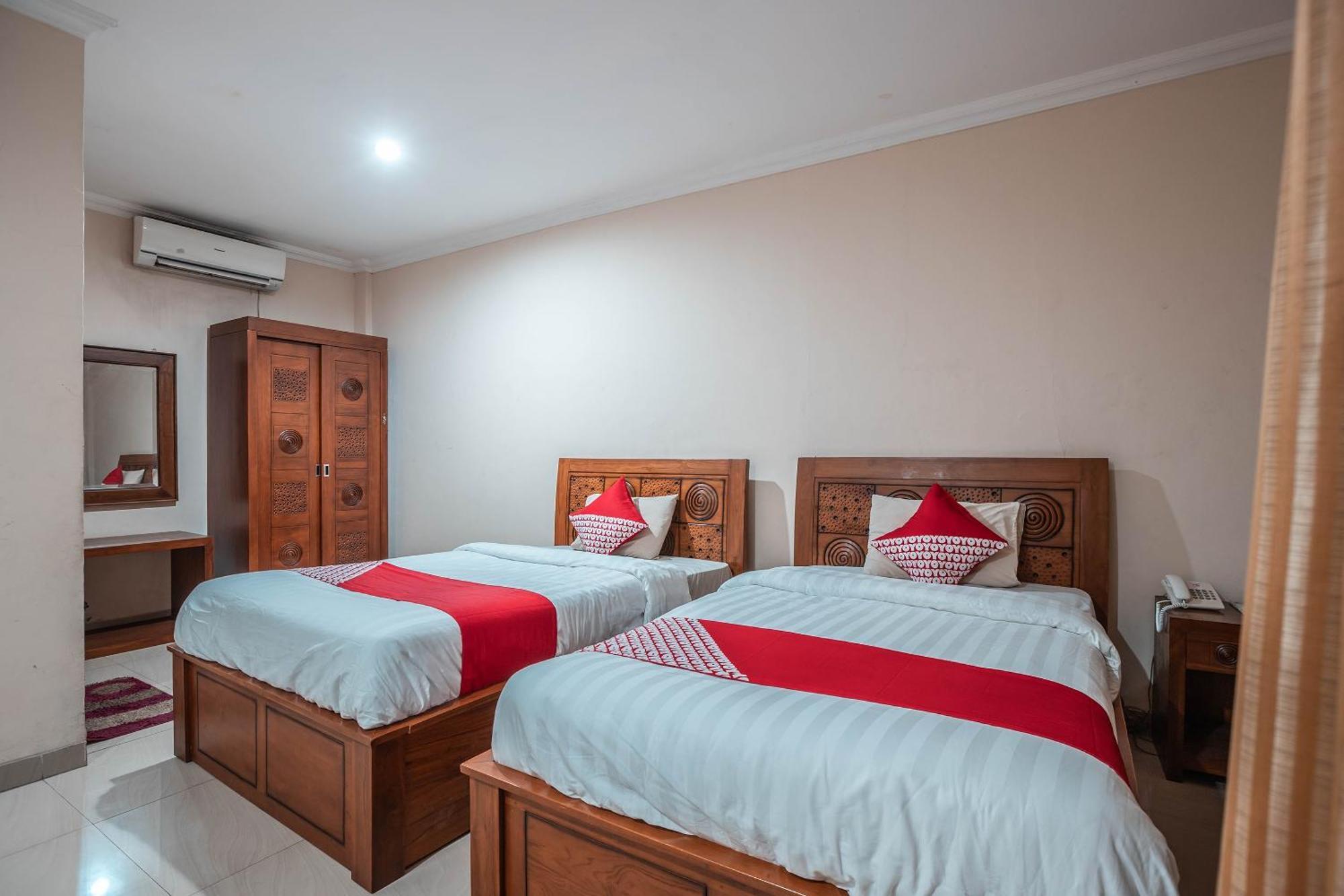 Super Oyo 686 Bunga Karang Hotel Bekasi Kültér fotó
